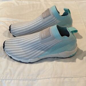 Woman’s Adidas shoes
